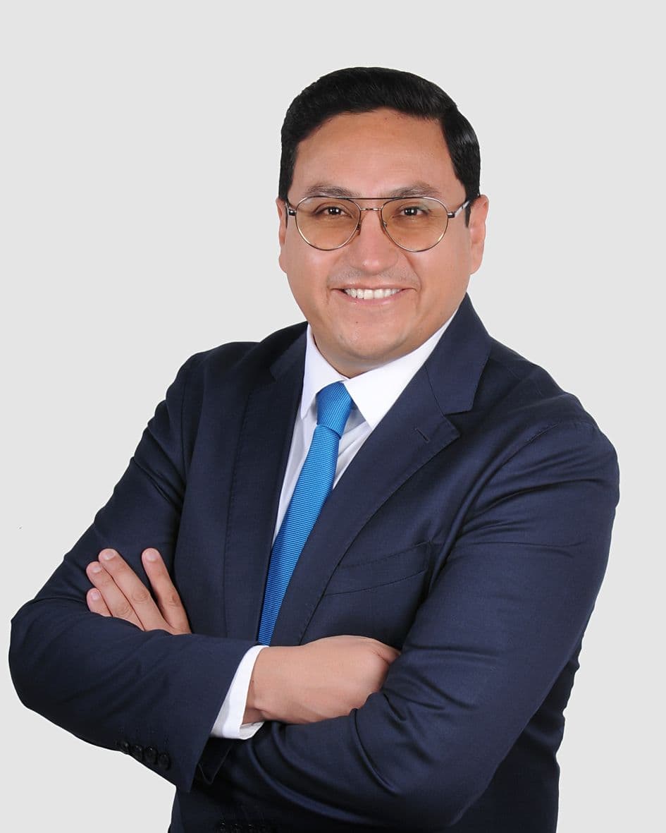 Dr. Marcelo Mora