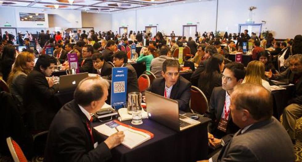 Servicios de networking, ruedas de negocios y capacitaciones